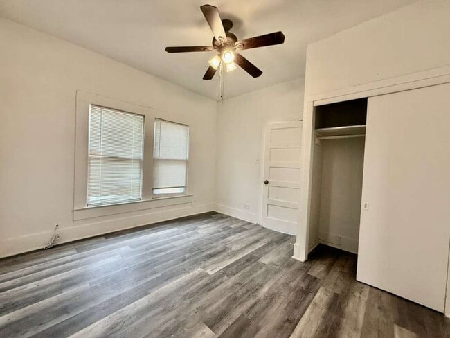 Building Photo - 222 Lowell St