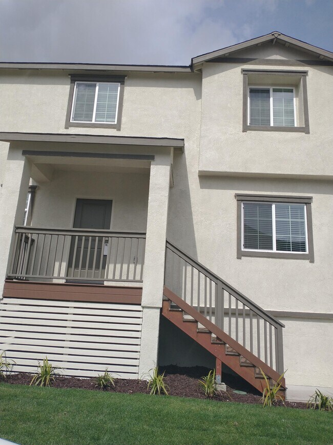 Building Photo - 1517 Battlement Dr