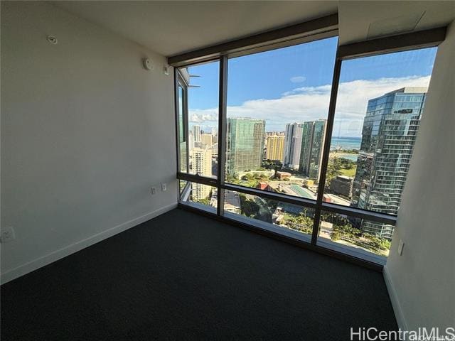 Building Photo - 1001 Queen St