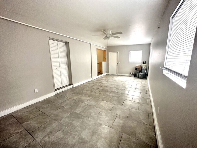 Foto del edificio - FIRST MONTHS RENT FREE!!! 3/1 HOME IN FT. ...