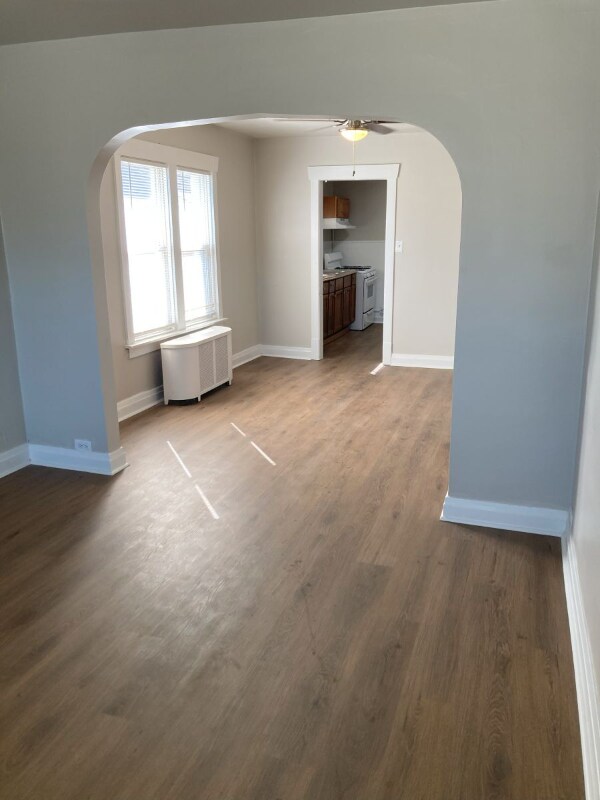 Foto del edificio - 3840 Parrish Ave