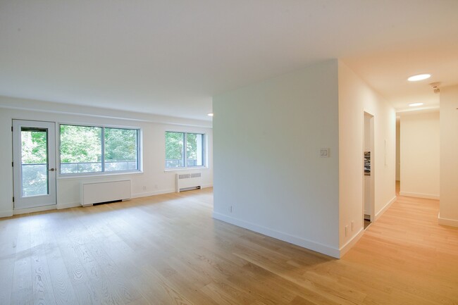 Photo du bâtiment - 4555 Av. Bonavista