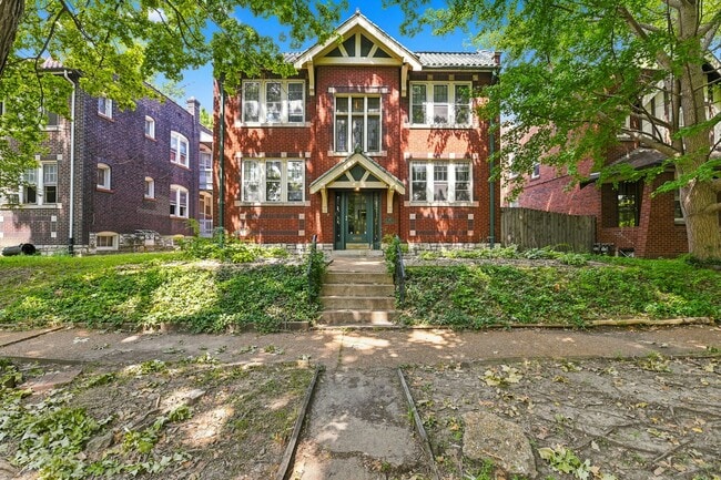 Building Photo - 1917 Alfred Ave