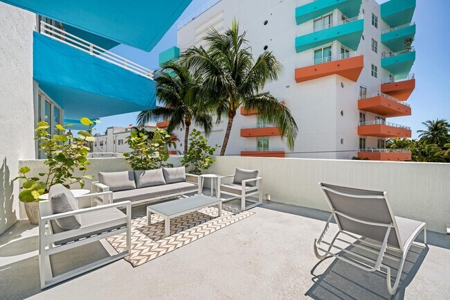 Foto del edificio - 225 Collins Ave
