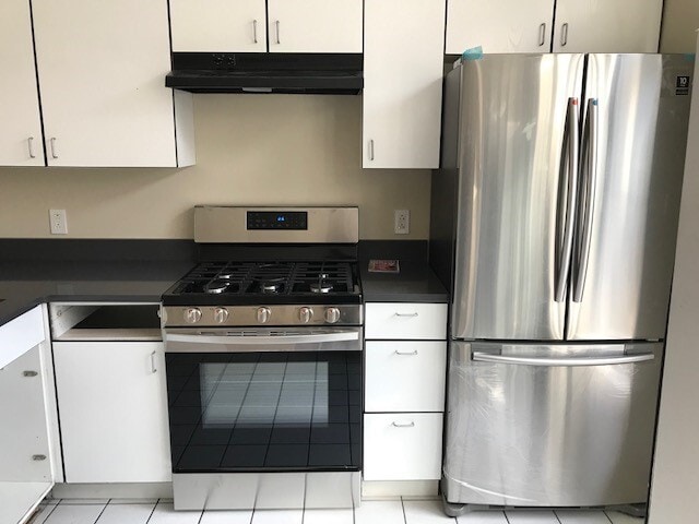 Kitchen - 1604 Merriman Ct