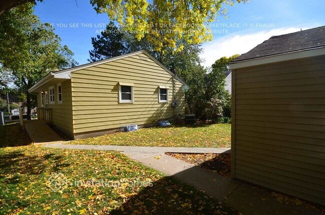 Foto del edificio - 4240 6th St NE