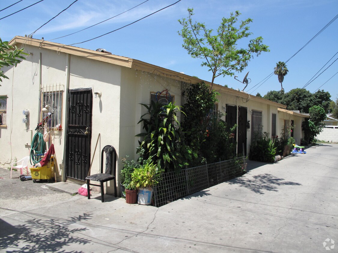 Foto del edificio - 2720 New Deal Ave