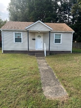 Building Photo - 1120 Junia Ave