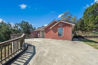 Building Photo - 221 N Scenic Loop