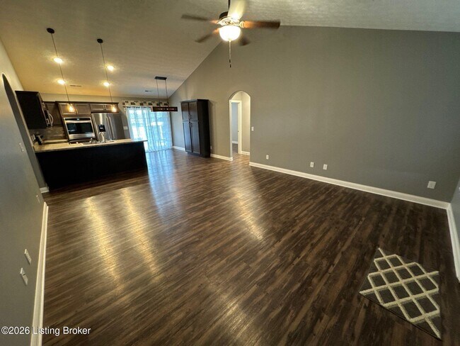 Foto del edificio - 8206 Wagner Ave NE