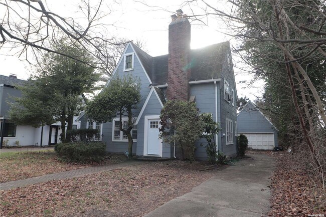 Foto del edificio - 73 Princeton Ave