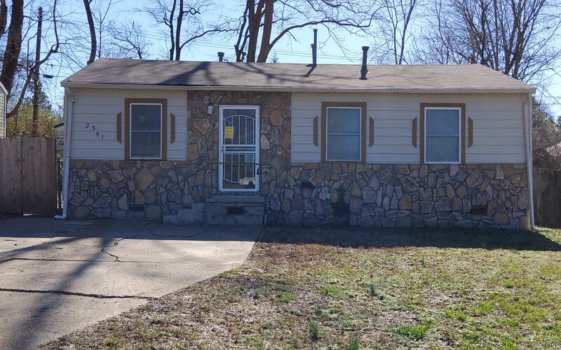 Primary Photo - 2591 Callie Rd
