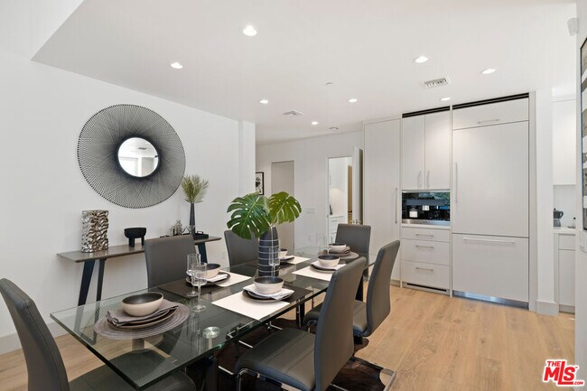 Foto del edificio - 130 S Sepulveda Blvd