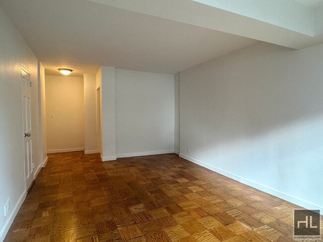 Foto del edificio - EAST 36 STREET