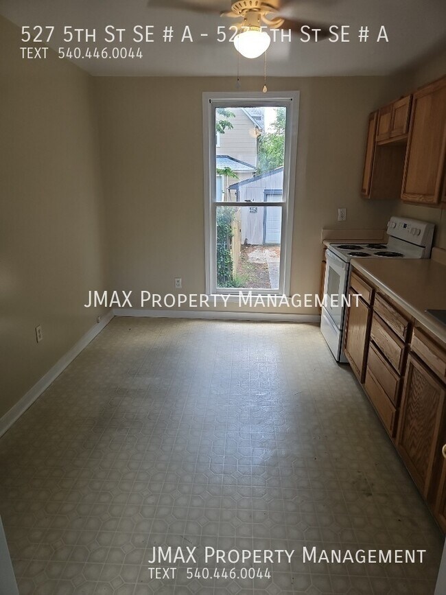 Foto del edificio - This property has a no security deposit op...