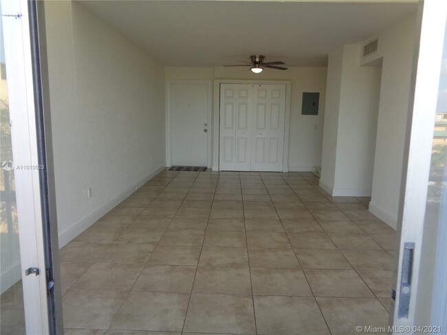 Building Photo - 8821 W Flagler St