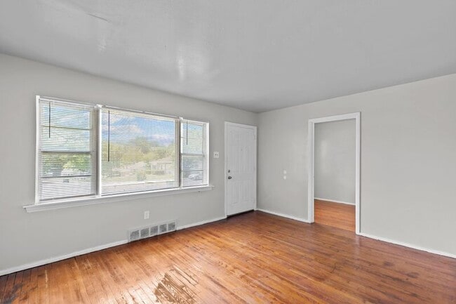 Building Photo - 5900 Sheriton Dr