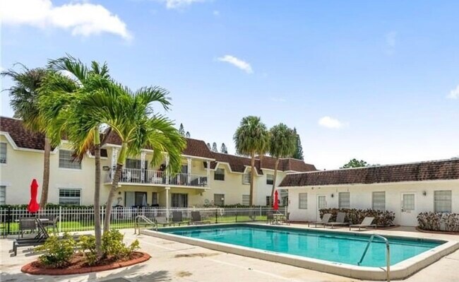 Foto del edificio - 770 SE 2nd Ave