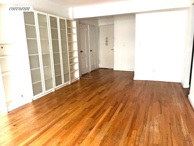 Foto del edificio - 200 E 28th St