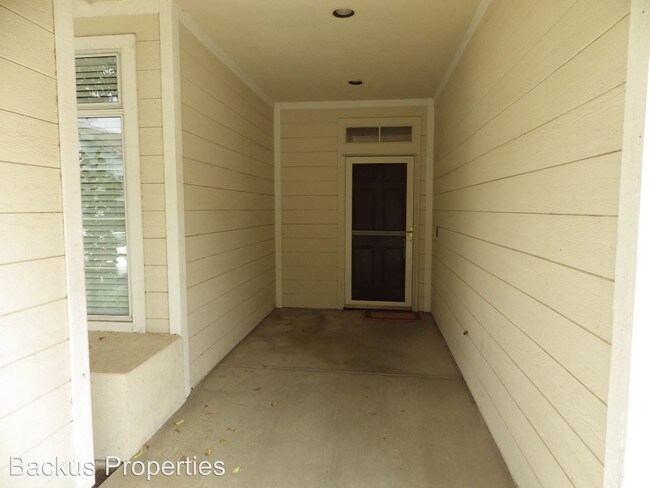 Building Photo - 3 br, 2 bath House - 17601 River Run Rd.