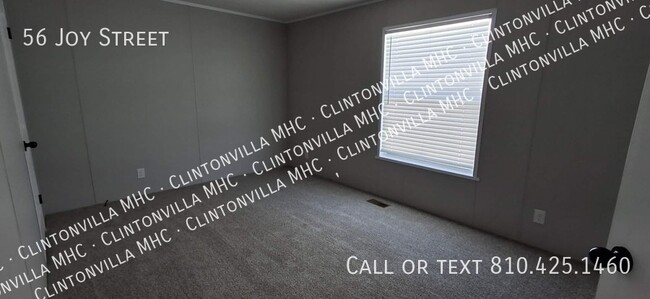 Building Photo - 56 Joy St