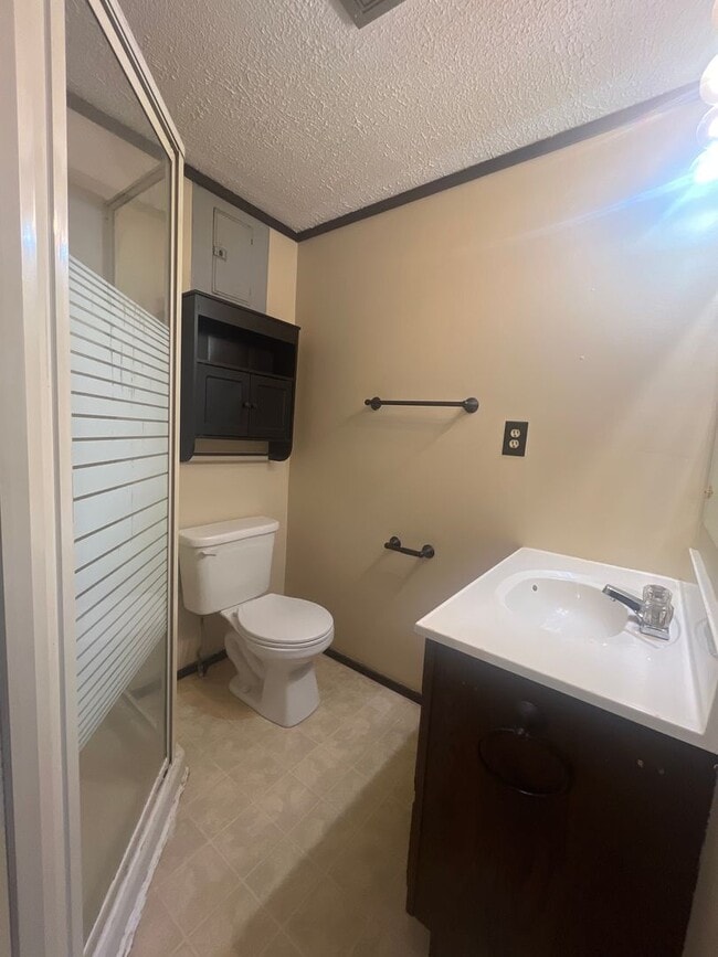 Building Photo - Check Out this price! Get it before it is ...