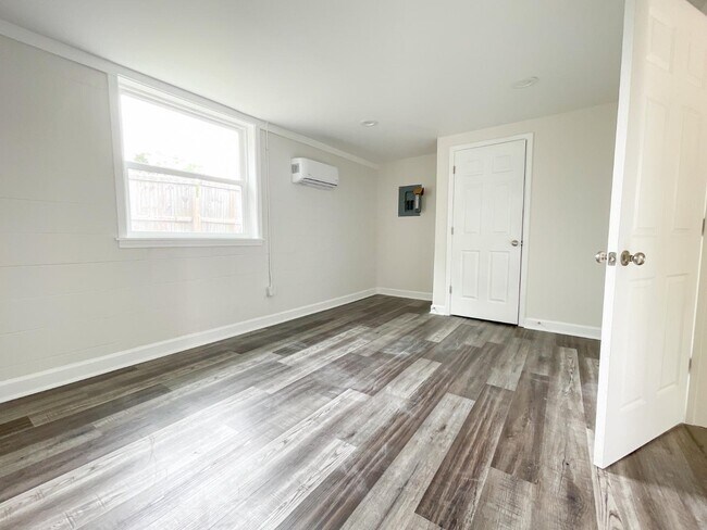 Foto del edificio - 3404 White Horse Rd