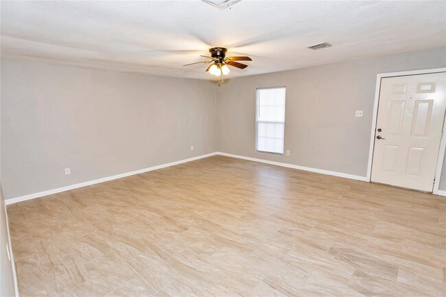 Foto del edificio - 1226 Northview Dr