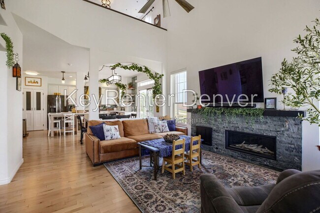 Building Photo - 3420 W 98th Pl