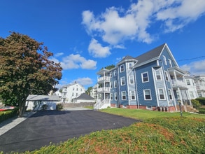 Building Photo - 70 Weston St