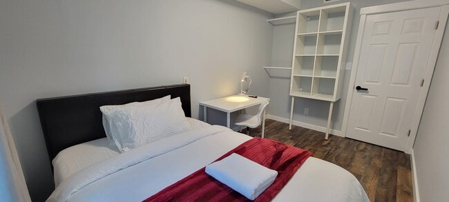 Building Photo - 19925 Wallingford Ave N