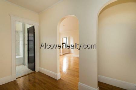 Building Photo - 123 Highland Ave