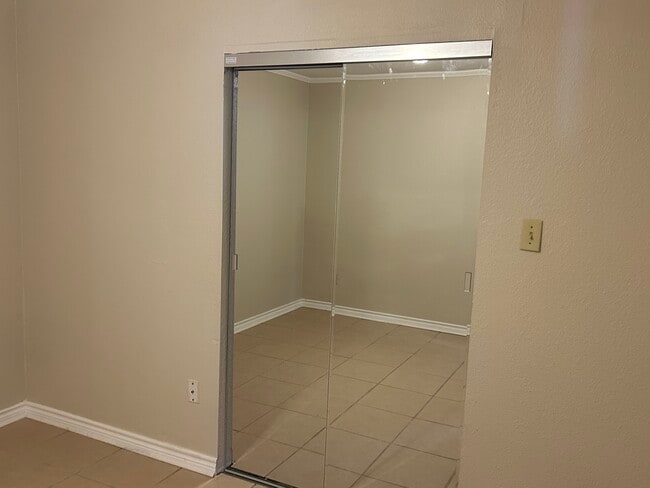 Walk in closet - 17140 FM 344 W