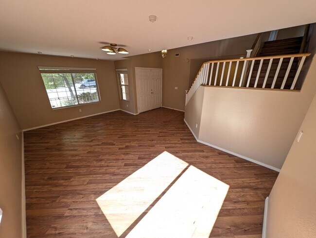 Foto del edificio - 10108 Oakmoor Pl