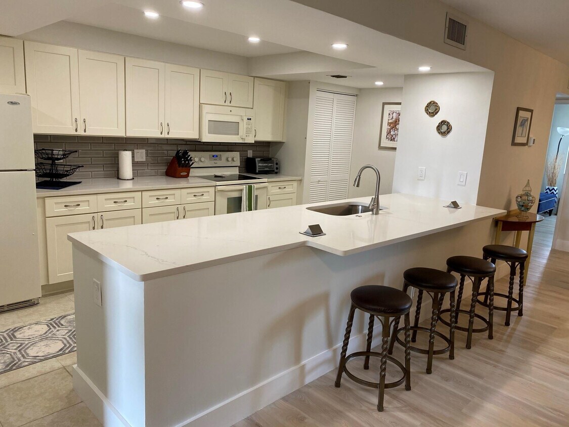 Foto principal - 955 Dotterel Rd