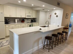 Building Photo - 955 Dotterel Rd