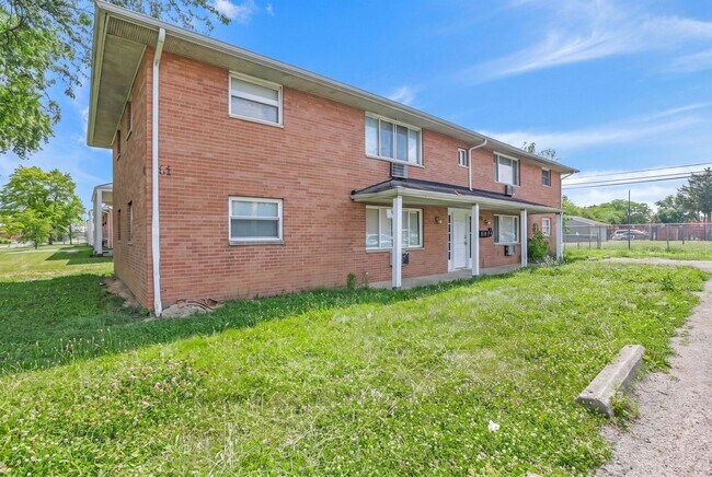Building Photo - 861 Kingsford Rd
