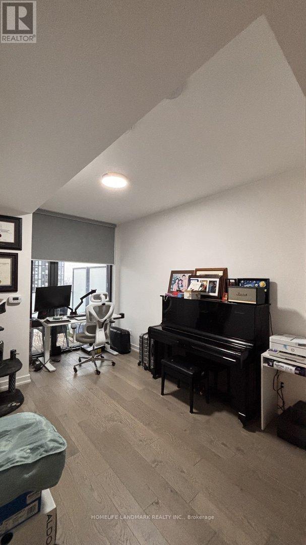 Building Photo - 20 Lombard St