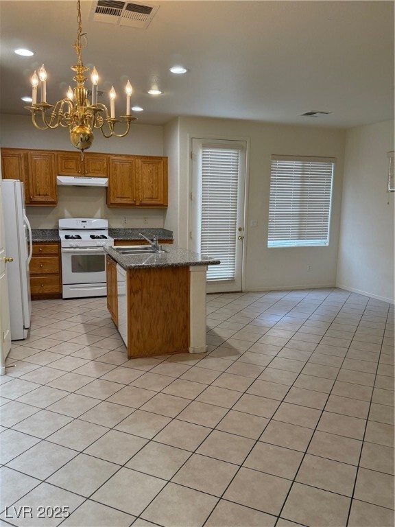 Foto del edificio - 8164 Herring Ave