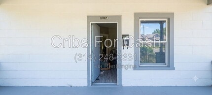 Building Photo - 7014 Greenway Ave