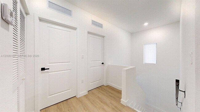 Foto del edificio - 1339 NW 2nd Ln