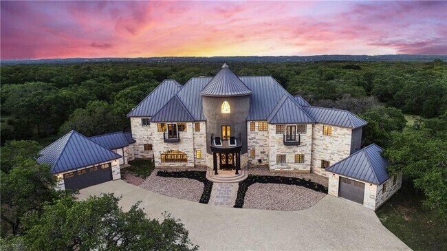 Foto del edificio - 1240 Elder Hill Rd