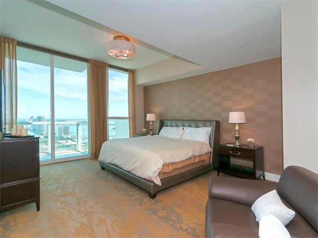 Building Photo - 244 Biscayne Blvd