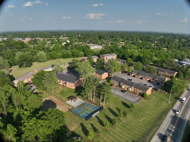 Exterior 3D - Rivermont Apartments
