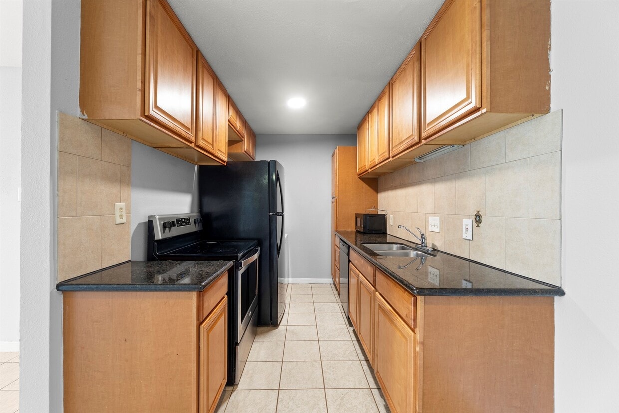 Foto principal - 2100 Wilcrest Dr