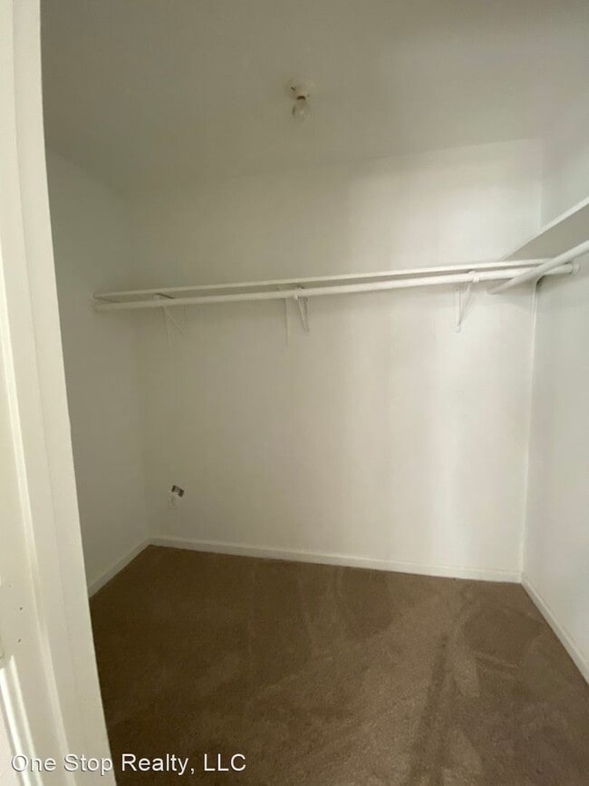 4 br, 2 bath House - 3640 Hopkins Rd - 4