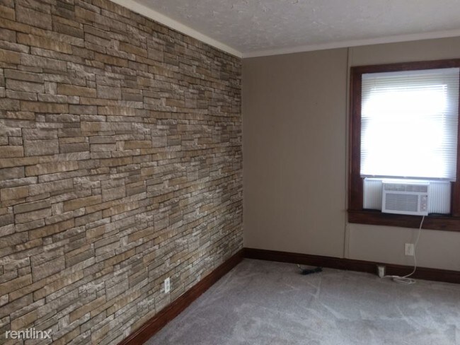 Building Photo - 2 br, 1 bath House - 108 S Avondale Road