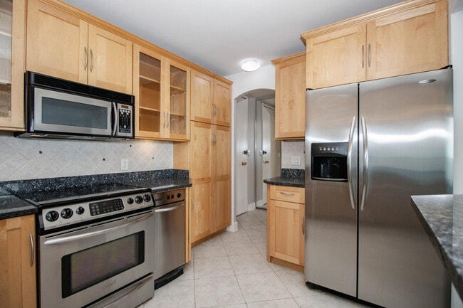 Foto del edificio - 6007 N Sheridan Rd