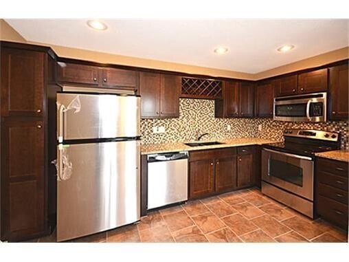 Foto del edificio - 3 Bedroom, 2.5 Bath Townhome in Fox Creek Subdivision with a 1 car garage