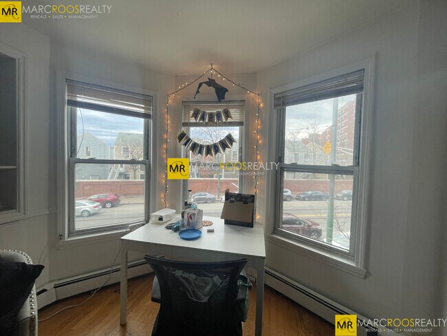 Foto del edificio - 852 Huntington Ave